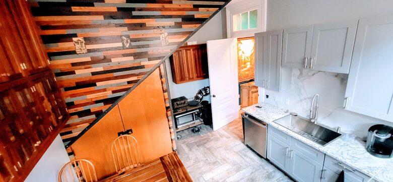 Baronne Street Creative Retreat - New Orleans, Louisiana