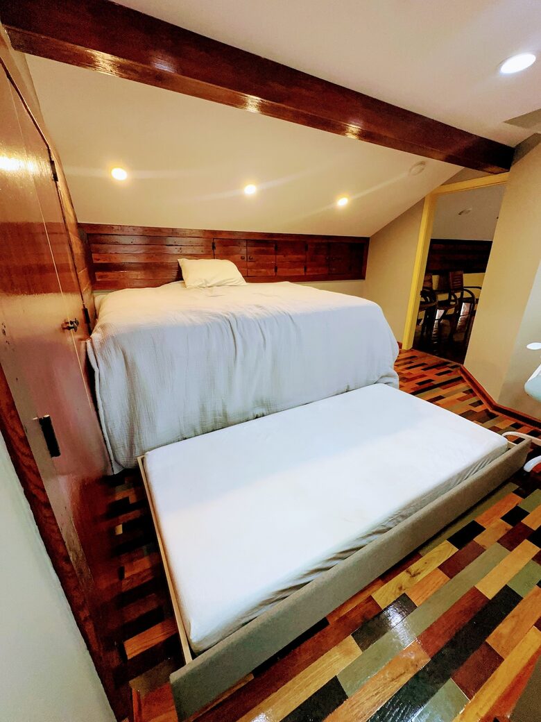 Baronne Street Creative Retreat - New Orleans, Louisiana