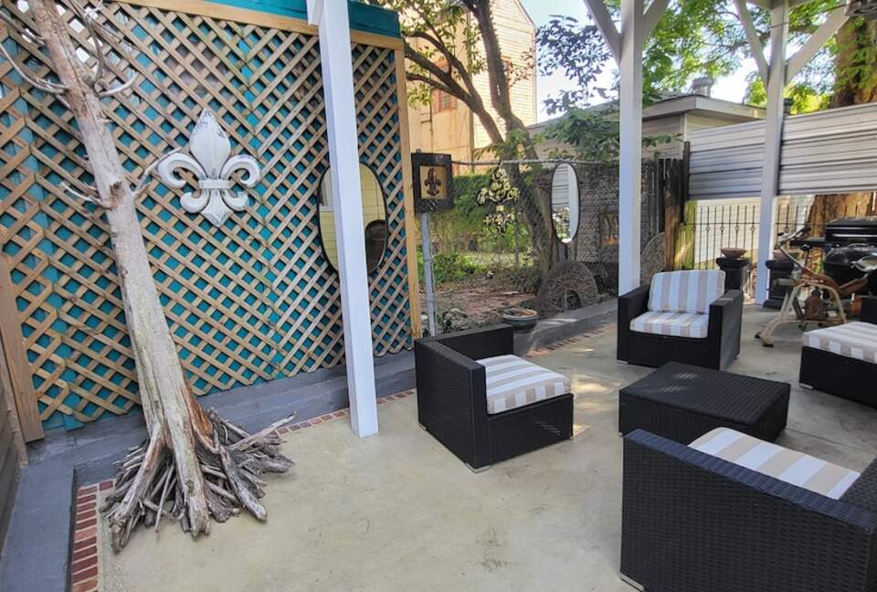 Baronne Street Creative Retreat - New Orleans, Louisiana