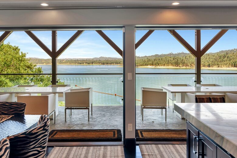 Lake Nacimiento Waterfront Haven for Family & Friends - Bradley, California
