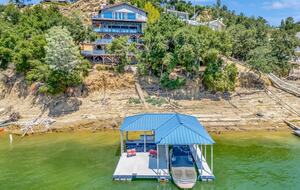 Lake Nacimiento Waterfront Haven for Family & Friends - Bradley, California