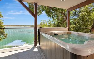 Lake Nacimiento Waterfront Haven for Family & Friends - Bradley, California