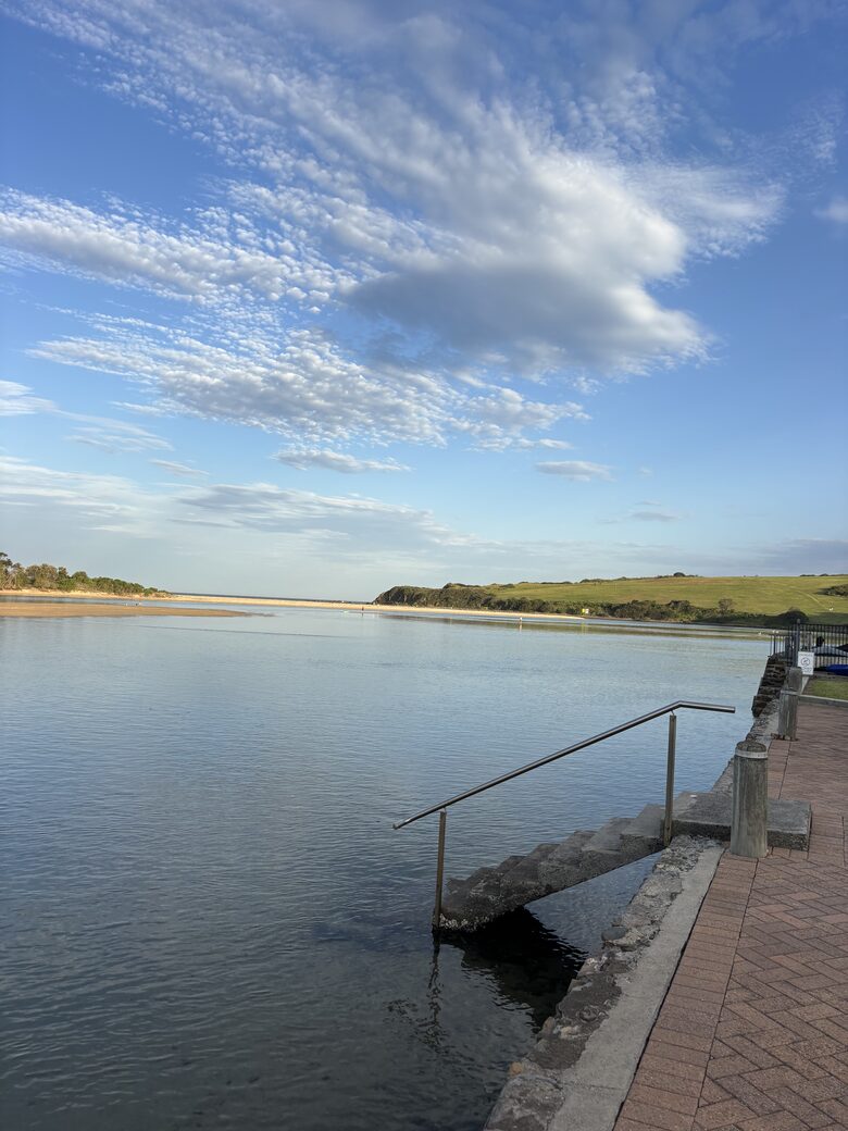 Riverside Escape Overlooking Rangoon Island - Kiama, Australia