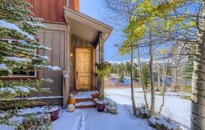 Mountain River Retreat | Luxury Living on the French Gulch River - Breckenridge, Colorado