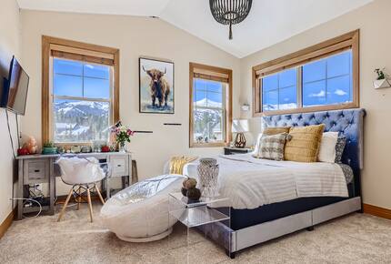 Mountain River Retreat | Luxury Living on the French Gulch River - Breckenridge, Colorado
