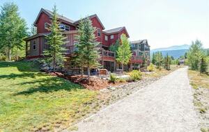 Mountain River Retreat | Luxury Living on the French Gulch River - Breckenridge, Colorado