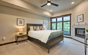 Luxe Park City Condo - Walk To Ski Lift! - Park City, Utah