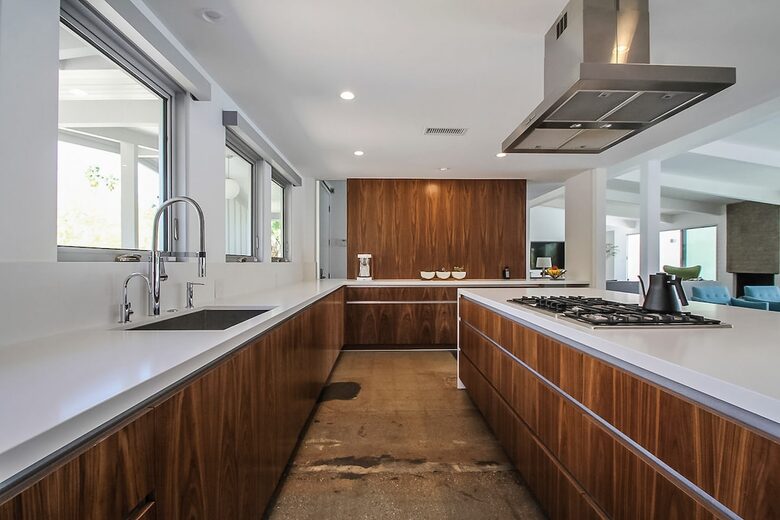 Desert Modern Estate | Restored Alexander Home with Pool & Lanai - Palm Springs, California