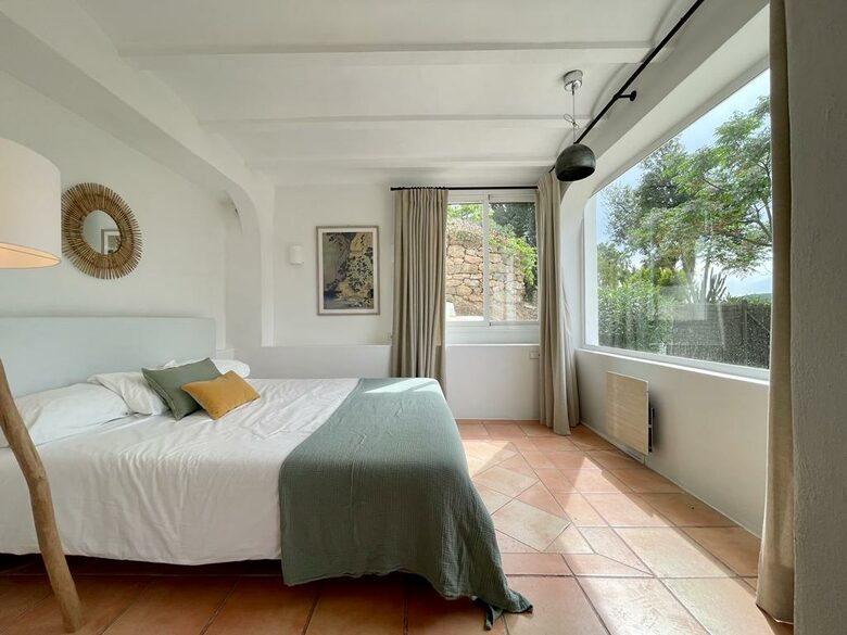 Elegant Hillside Escape with Panoramic Valleys - Sant Miguel, Ibiza, Spain