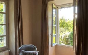 Quintessential Provençal Estate - Jonquières, France