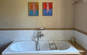 Quintessential Provençal Estate - Jonquières, France