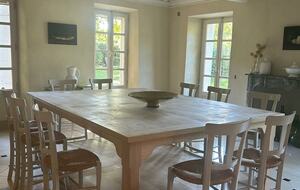 Quintessential Provençal Estate - Jonquières, France