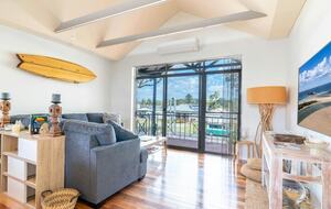 Riverside Escape Overlooking Rangoon Island - Kiama, Australia