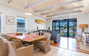 Riverside Escape Overlooking Rangoon Island - Kiama, Australia