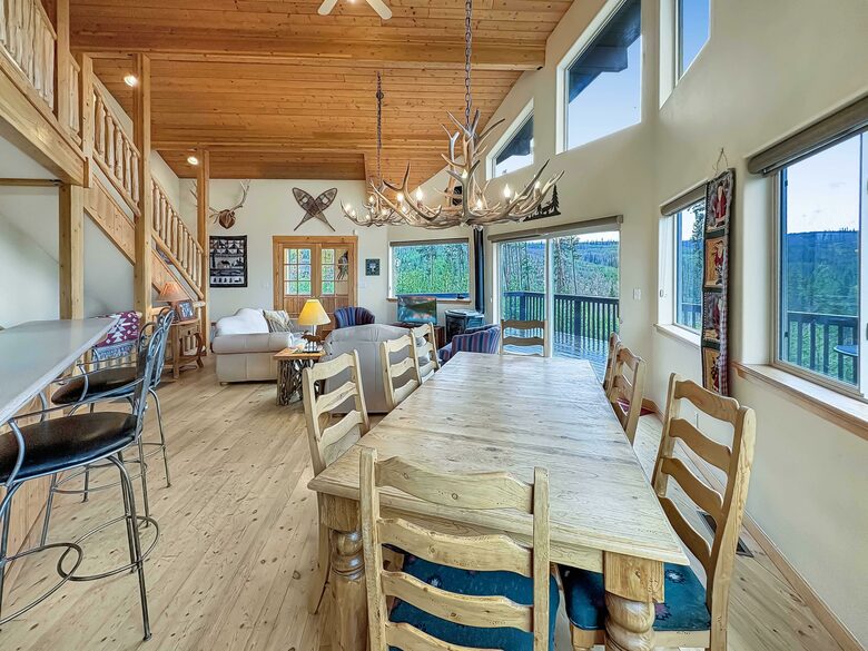 Dining & Living room