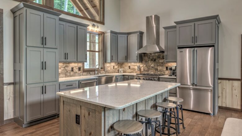 Luxury Riverfront Escape in the Blue Ridge Mountains - Mineral Bluff, Georgia