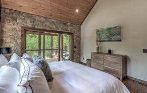 Luxury Riverfront Escape in the Blue Ridge Mountains - Mineral Bluff, Georgia