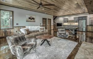 Luxury Riverfront Escape in the Blue Ridge Mountains - Mineral Bluff, Georgia