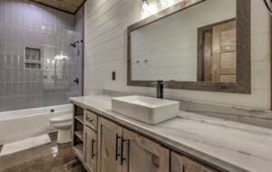 Luxury Riverfront Escape in the Blue Ridge Mountains - Mineral Bluff, Georgia