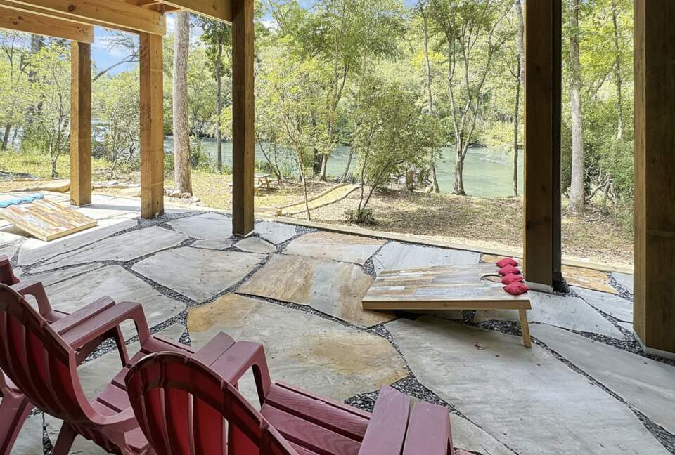 Luxury Riverfront Escape in the Blue Ridge Mountains - Mineral Bluff, Georgia