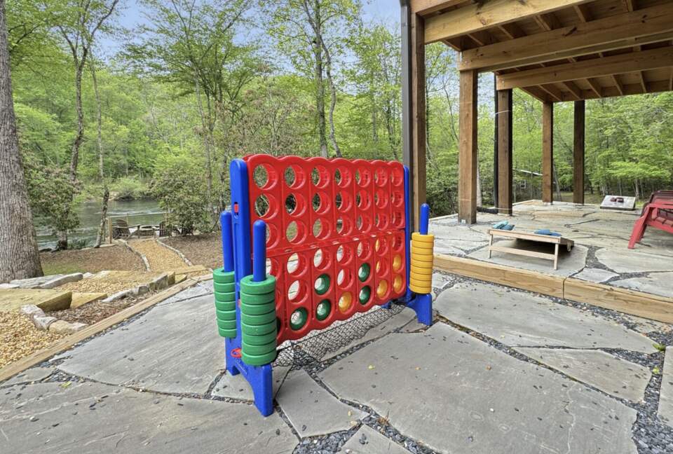 Luxury Riverfront Escape in the Blue Ridge Mountains - Mineral Bluff, Georgia