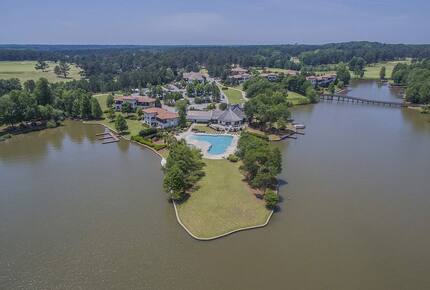 Elegant Cuscowilla Lakefront Home with Panoramic Views - Eatonton, Georgia