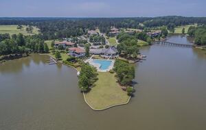 Elegant Cuscowilla Lakefront Home with Panoramic Views - Eatonton, Georgia