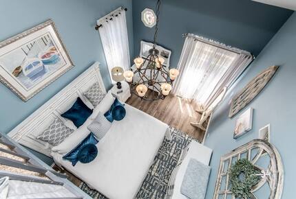 Cozy Cottage Near Lake Geneva with Hot Tub - Williams Bay, Wisconsin