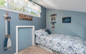 Cozy Cottage Near Lake Geneva with Hot Tub - Williams Bay, Wisconsin