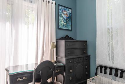 Cozy Cottage Near Lake Geneva with Hot Tub - Williams Bay, Wisconsin