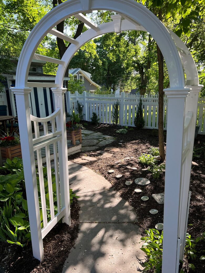 Cozy Cottage Near Lake Geneva with Hot Tub - Williams Bay, Wisconsin