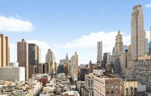 Elevated Elegance | 360° Terrace Penthouse Overlooking Manhattan’s Landmarks - New York City, New York