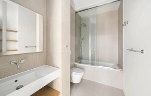 Elevated Elegance | 360° Terrace Penthouse Overlooking Manhattan’s Landmarks - New York City, New York