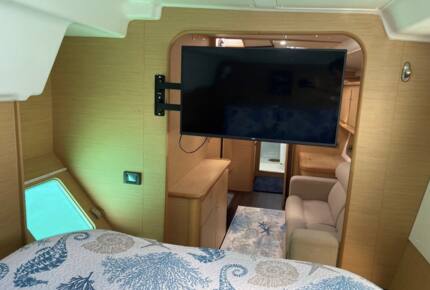 Lagoon 440 Owner's Edition Catamaran | Sails from Charleston - Charleston, South Carolina