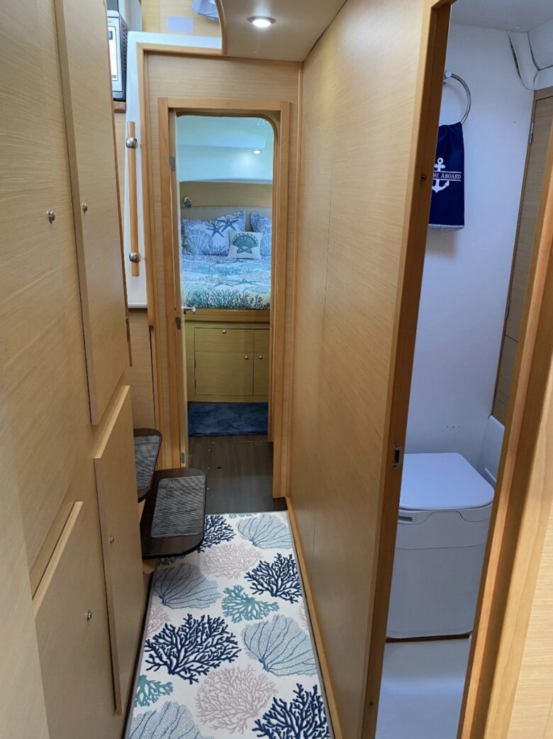 Lagoon 440 Owner's Edition Catamaran | Sails from Charleston - Charleston, South Carolina