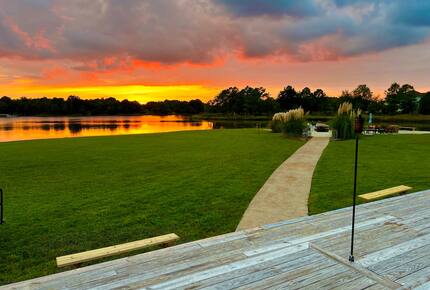 The Chesapeake Haven | 5-Acre Private Beach Getaway - Gloucester County, Virginia