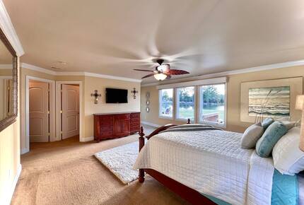 The Chesapeake Haven | 5-Acre Private Beach Getaway - Gloucester County, Virginia