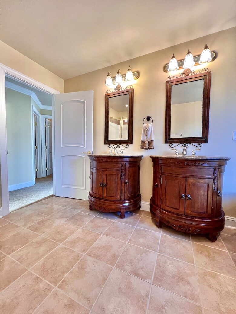 The Chesapeake Haven | 5-Acre Private Beach Getaway - Gloucester County, Virginia