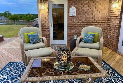 The Chesapeake Haven | 5-Acre Private Beach Getaway - Gloucester County, Virginia