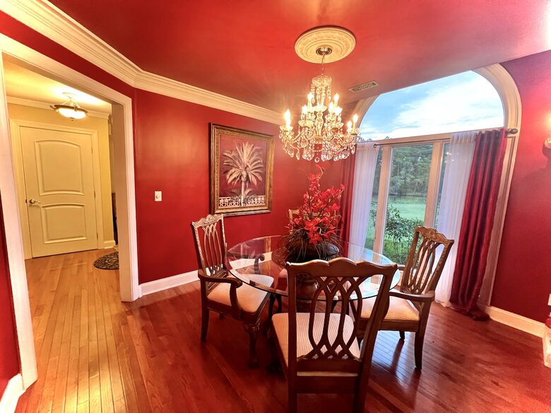 The Chesapeake Haven | 5-Acre Private Beach Getaway - Gloucester County, Virginia