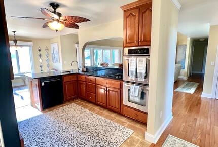 The Chesapeake Haven | 5-Acre Private Beach Getaway - Gloucester County, Virginia