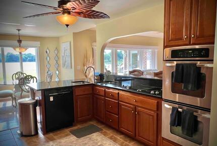 The Chesapeake Haven | 5-Acre Private Beach Getaway - Gloucester County, Virginia