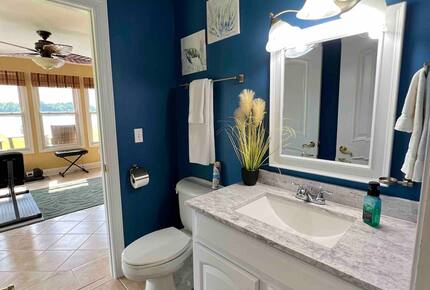 The Chesapeake Haven | 5-Acre Private Beach Getaway - Gloucester County, Virginia