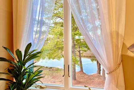 The Chesapeake Haven | 5-Acre Private Beach Getaway - Gloucester County, Virginia