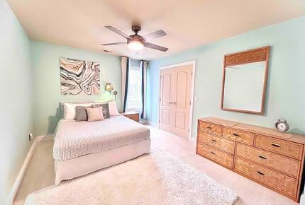 The Chesapeake Haven | 5-Acre Private Beach Getaway - Gloucester County, Virginia