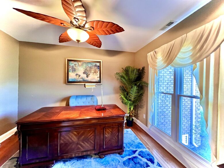 The Chesapeake Haven | 5-Acre Private Beach Getaway - Gloucester County, Virginia