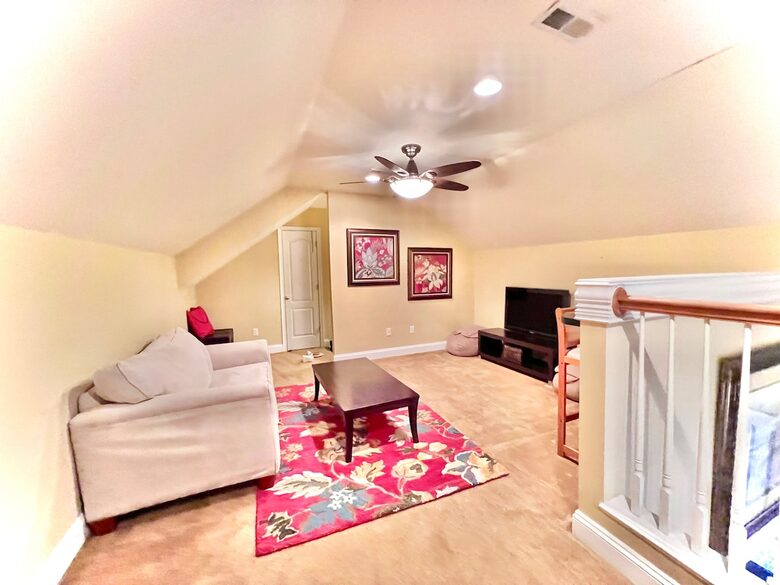 The Chesapeake Haven | 5-Acre Private Beach Getaway - Gloucester County, Virginia