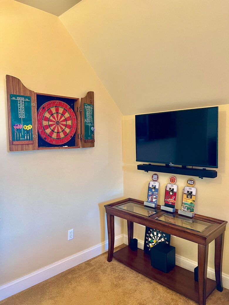 The Chesapeake Haven | 5-Acre Private Beach Getaway - Gloucester County, Virginia