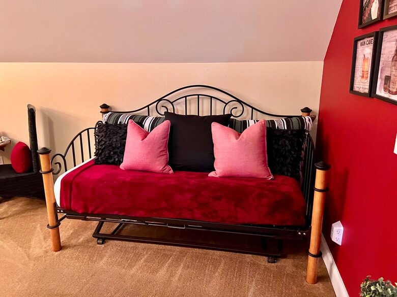 The Chesapeake Haven | 5-Acre Private Beach Getaway - Gloucester County, Virginia