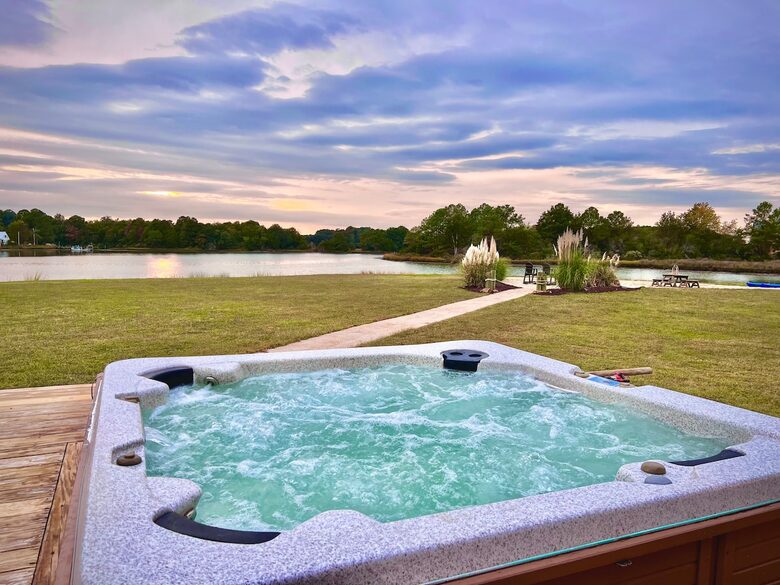 The Chesapeake Haven | 5-Acre Private Beach Getaway - Gloucester County, Virginia